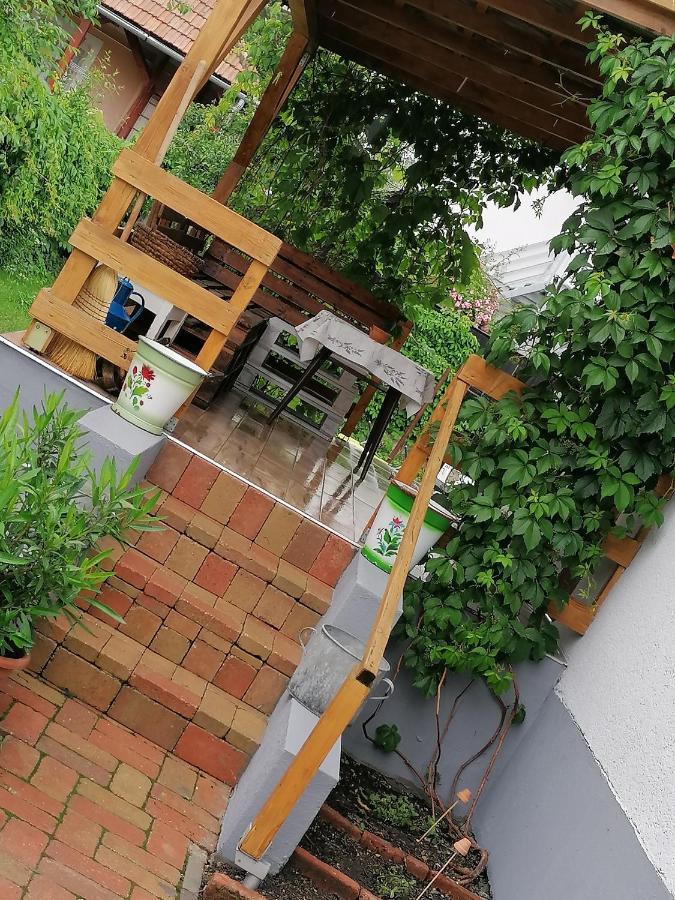 Menta Apartman Mezőkövesd Dış mekan fotoğraf