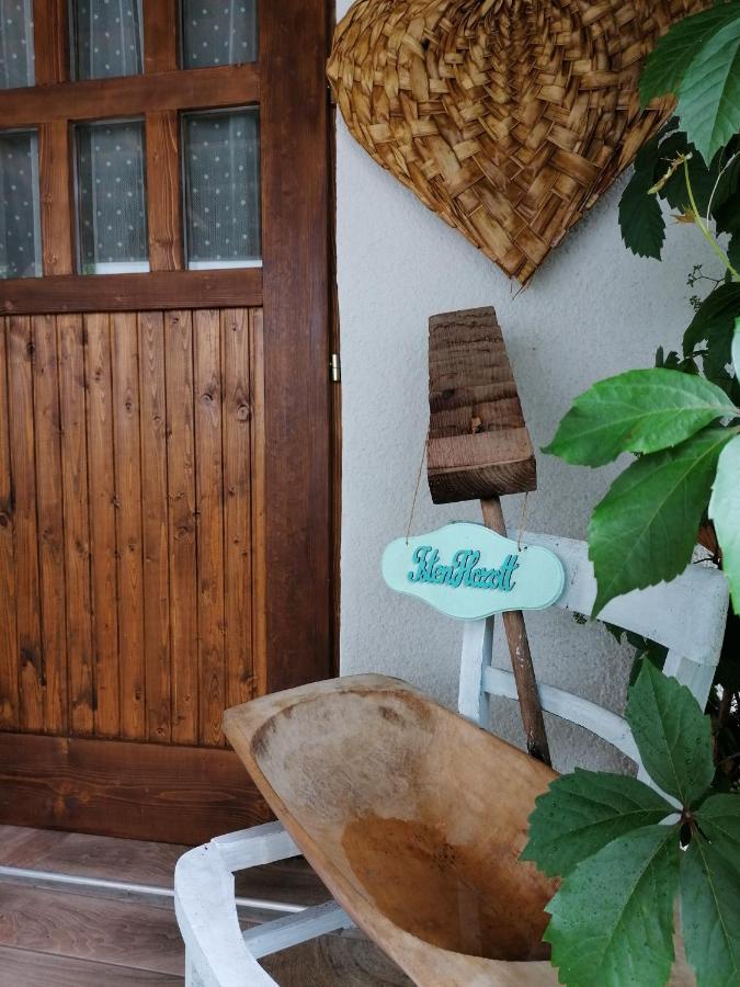 Menta Apartman Mezőkövesd Dış mekan fotoğraf